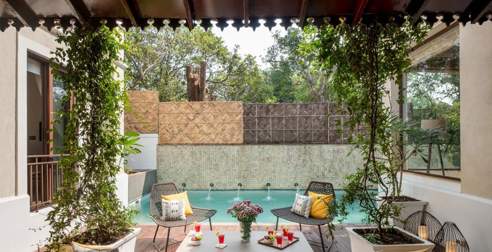 Casa Tanisa - View of pool from the inside